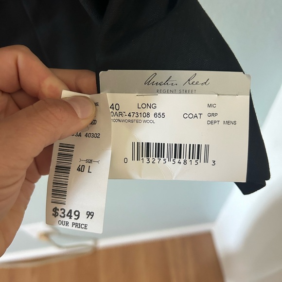 Austin Reed Men's Suit - Picture 7 of 7